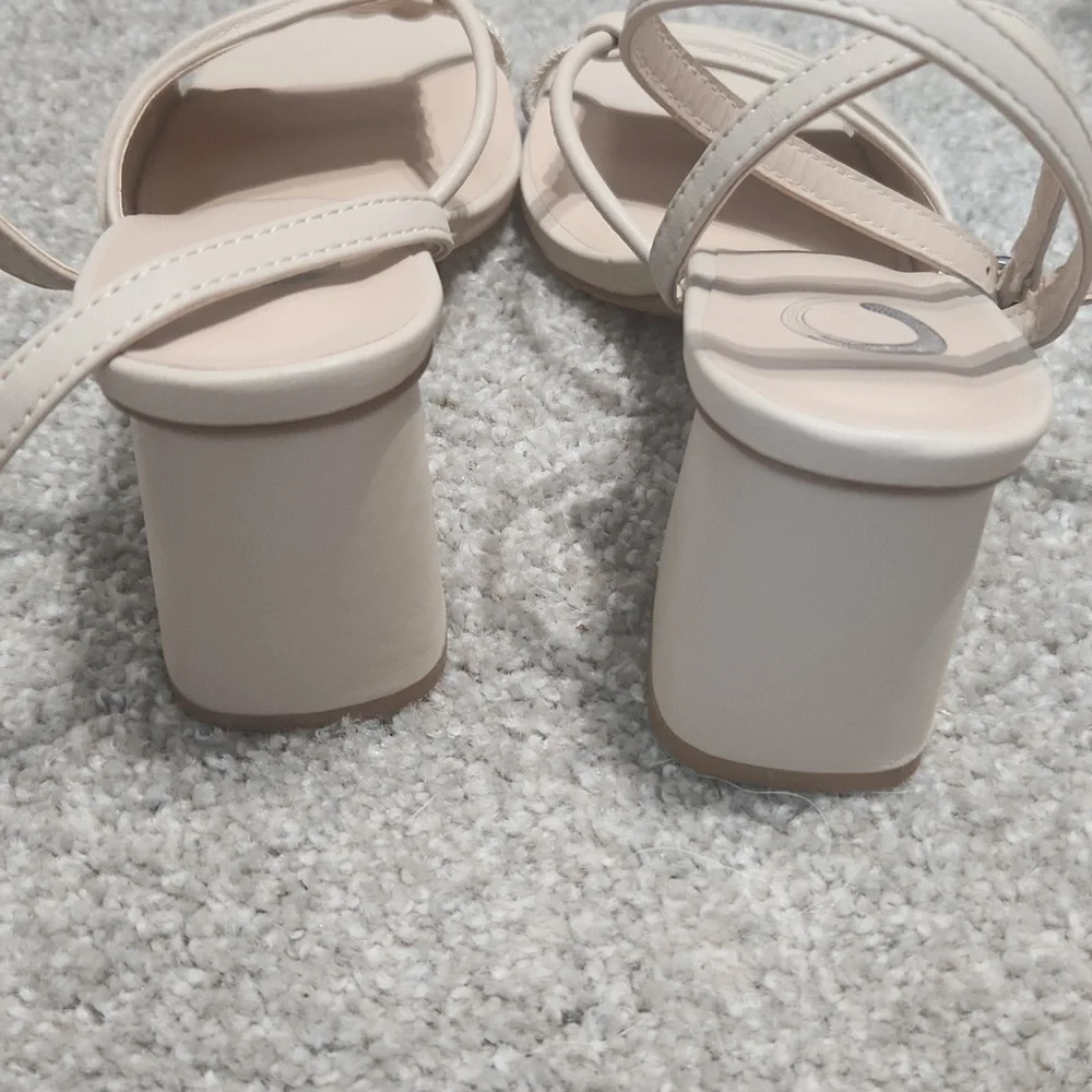 Journee Collection‎ Shillo Dress Sandal Size 7
